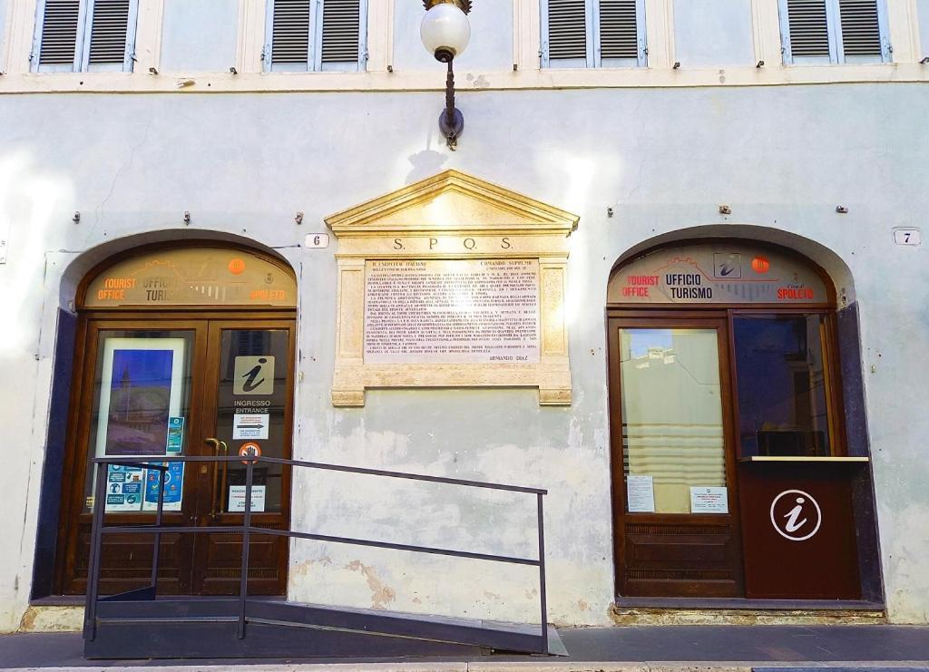 Appartamento Central Palace スポレート エクステリア 写真